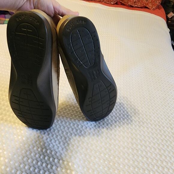 SAS EUC WOMEN'S SIZE 10.5 SUEDE LEATHER ROAMER SLIPON LOAFERS SHOES CREAM TAN - Picture 8 of 11